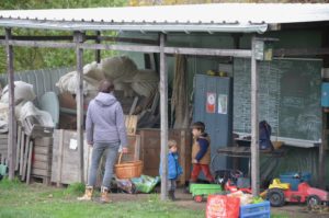 en famille au champ